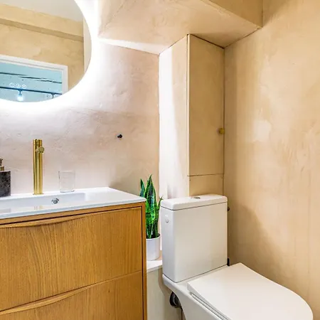 Apartment Guestready - Wabi-sabi Minimal In Marais Paris